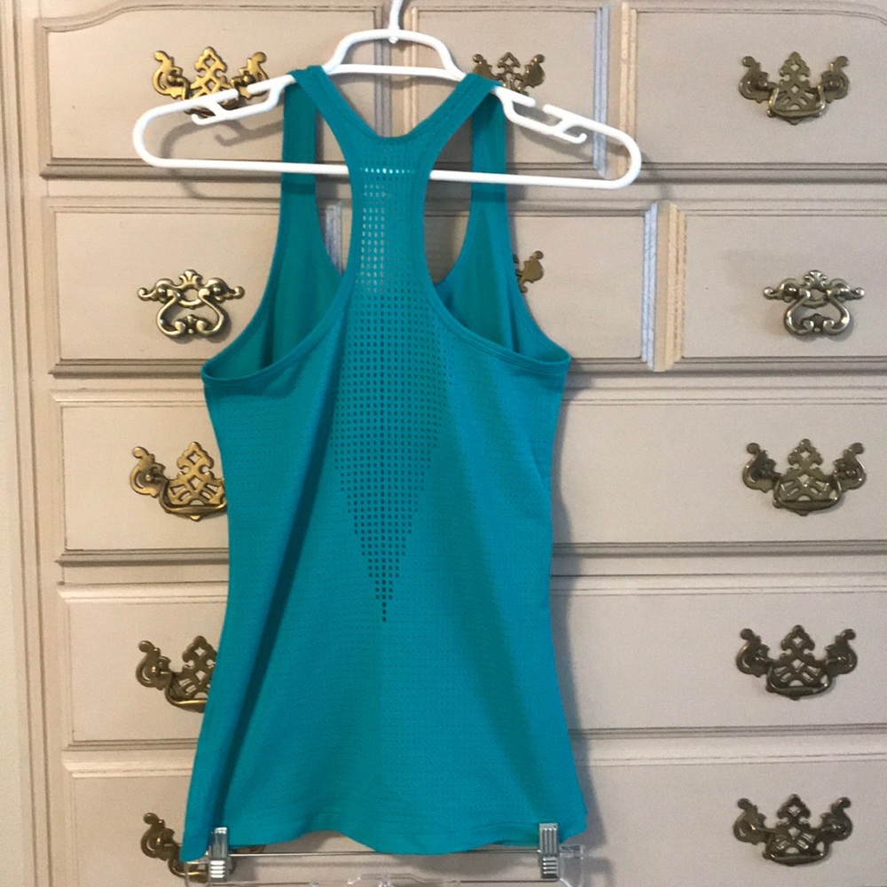 Nike racer back tank top
